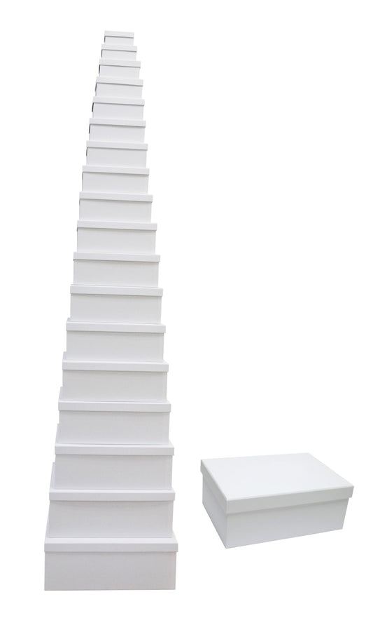 18 set Gift Boxes White
